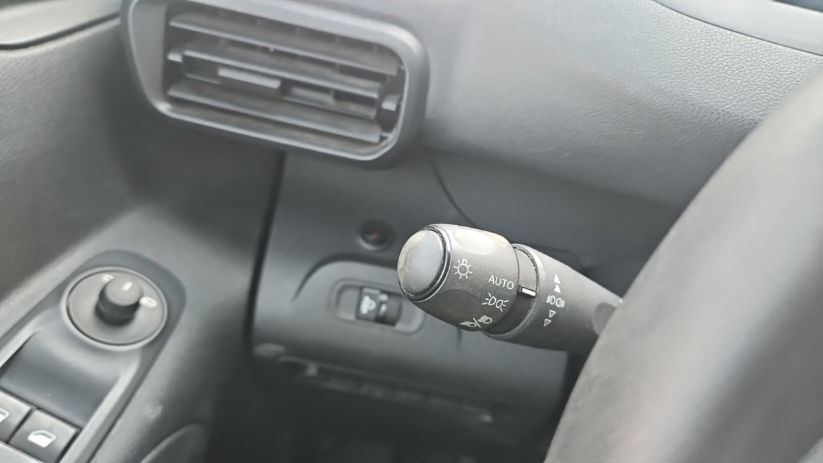Peugeot Partner - Photo 18