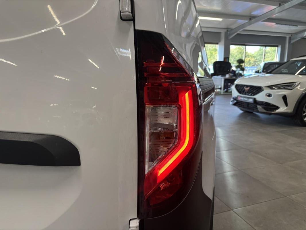 Nissan Townstar - Photo 35