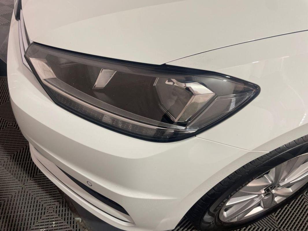 Volkswagen Touran - Photo 26