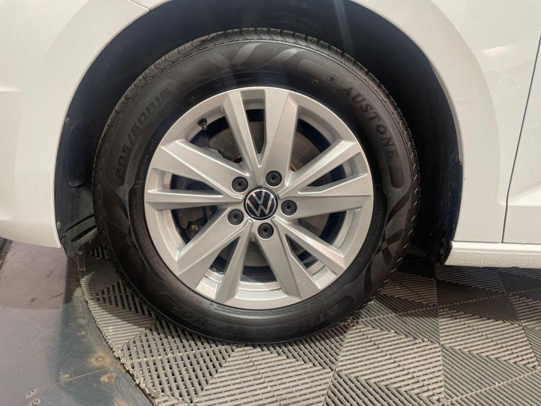 Volkswagen Touran - Photo 29