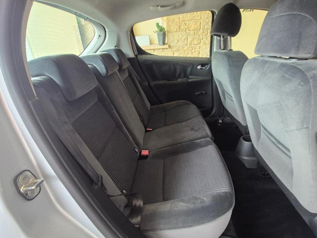 Peugeot 207 - Photo 15