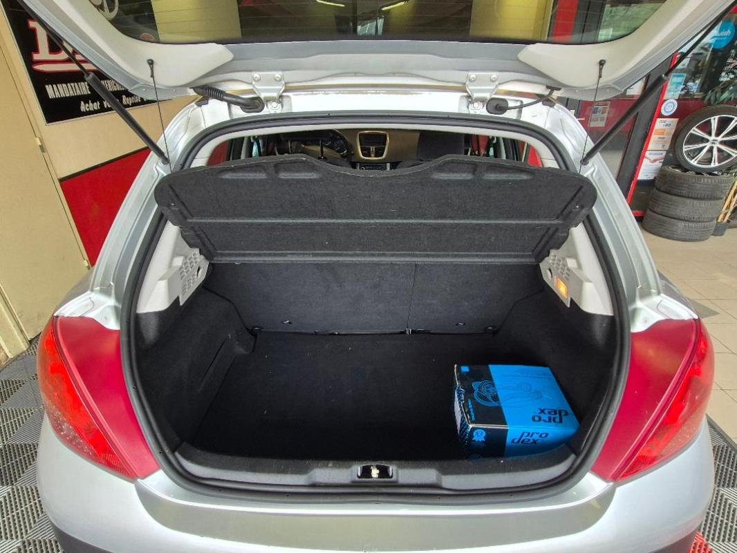 Peugeot 207 - Photo 17