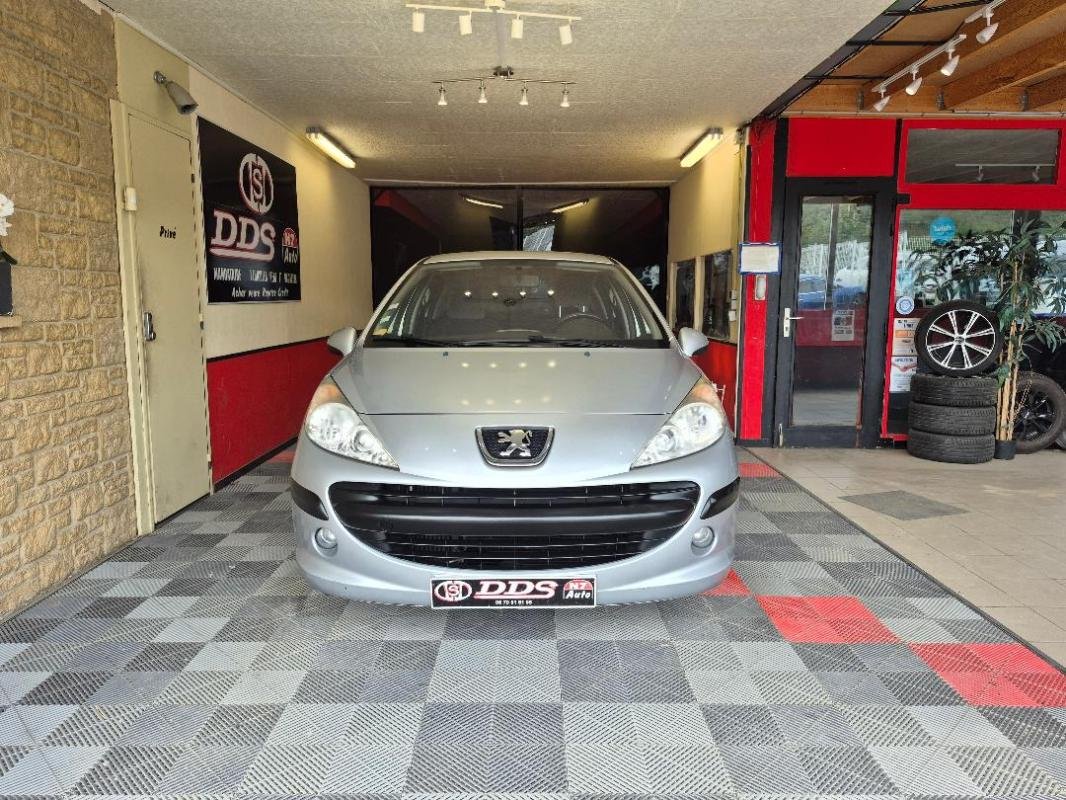 Peugeot 207 - Photo 5