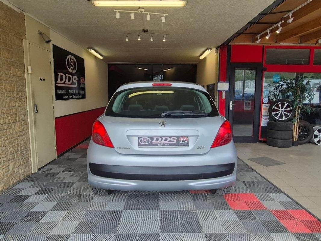 Peugeot 207 - Photo 8