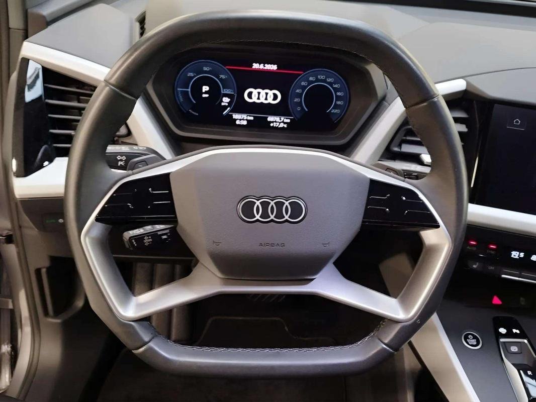 Audi Q4 e-tron - Photo 10
