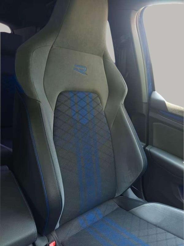 Volkswagen Golf - Photo 6