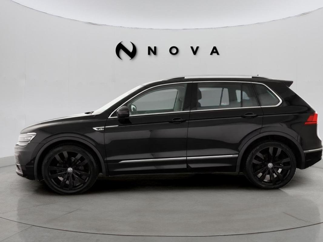 Volkswagen Tiguan - Photo 2