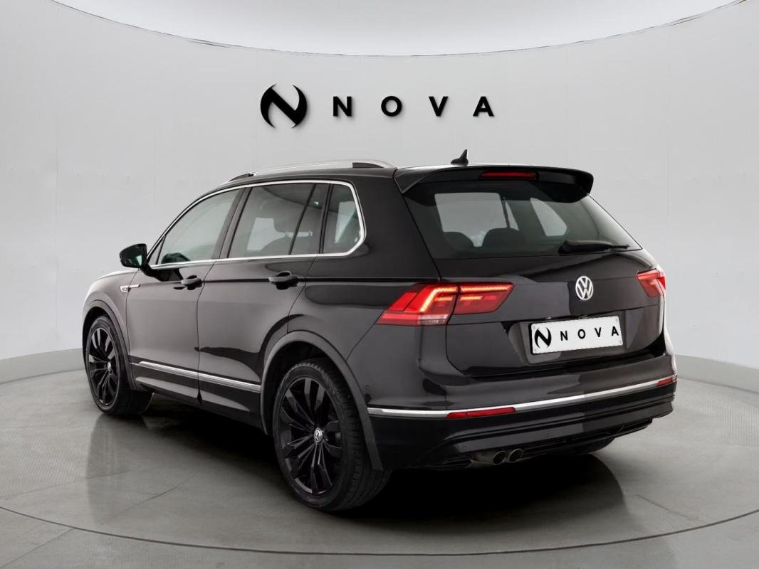 Volkswagen Tiguan - Photo 3