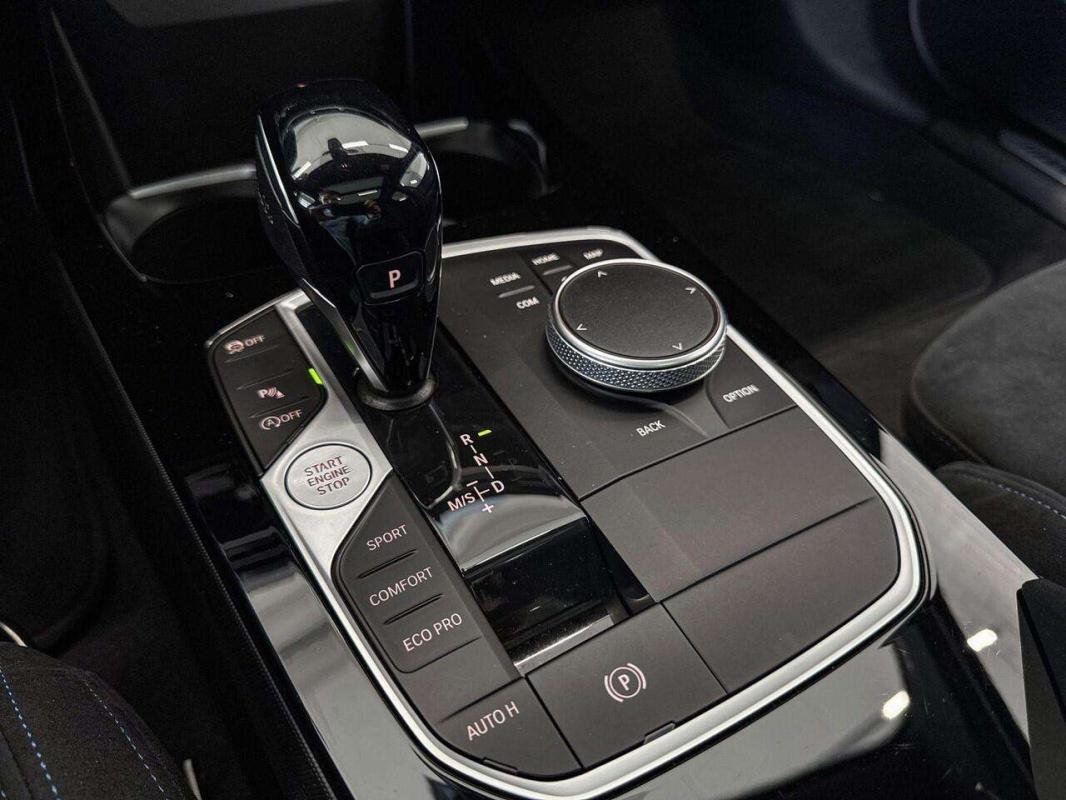 BMW 118 - Photo 9