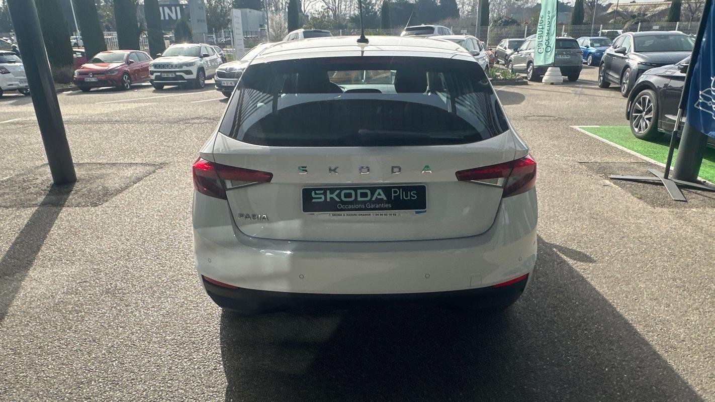 Skoda Fabia - Photo 24