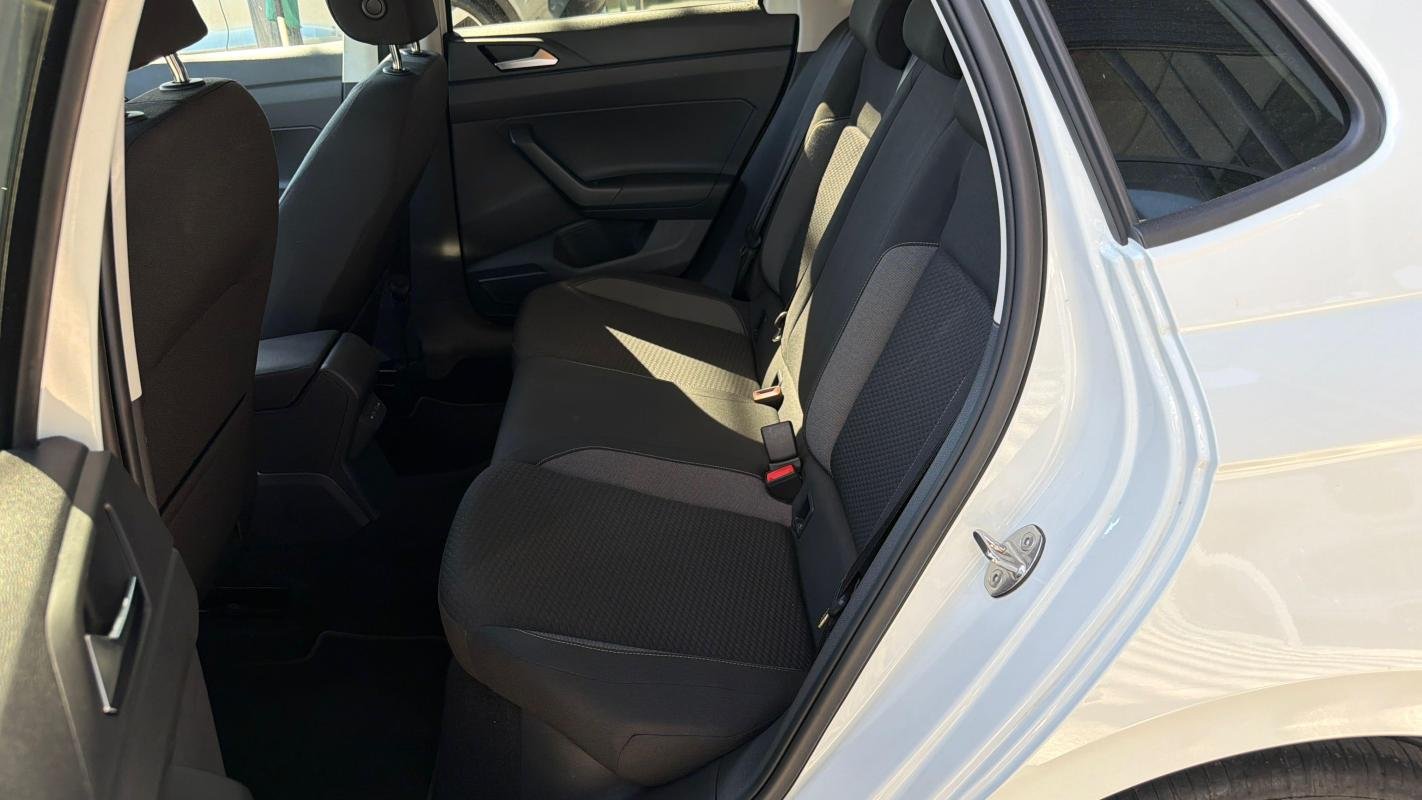 Volkswagen Polo - Photo 19