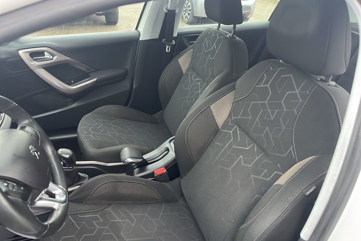 Peugeot 2008 - Photo 11
