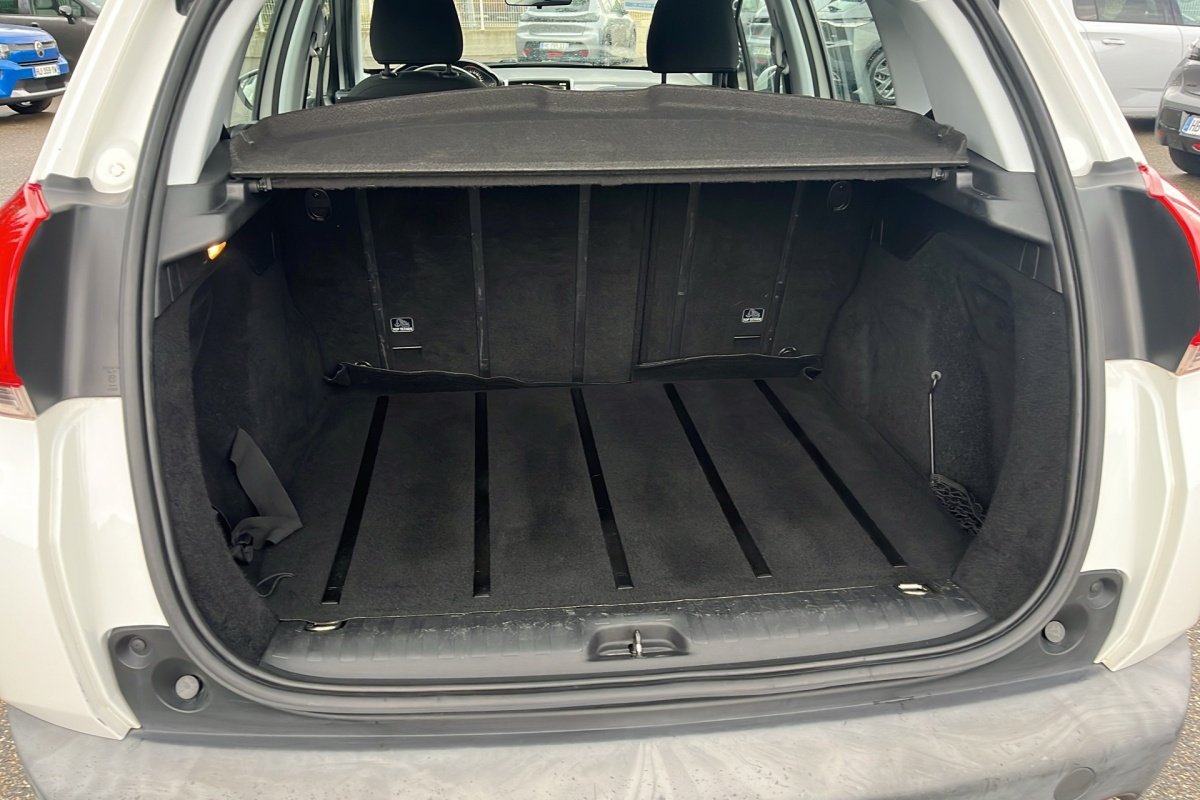 Peugeot 2008 - Photo 9