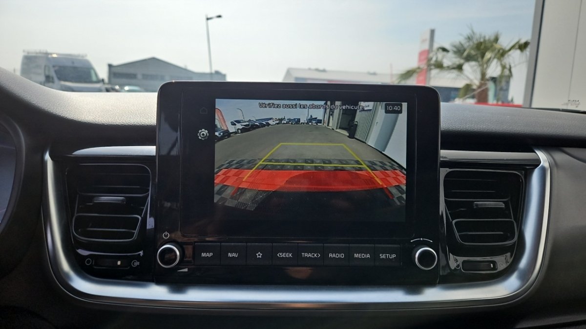 Kia Stonic - Photo 17