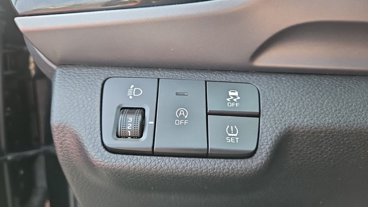 Kia Stonic - Photo 23