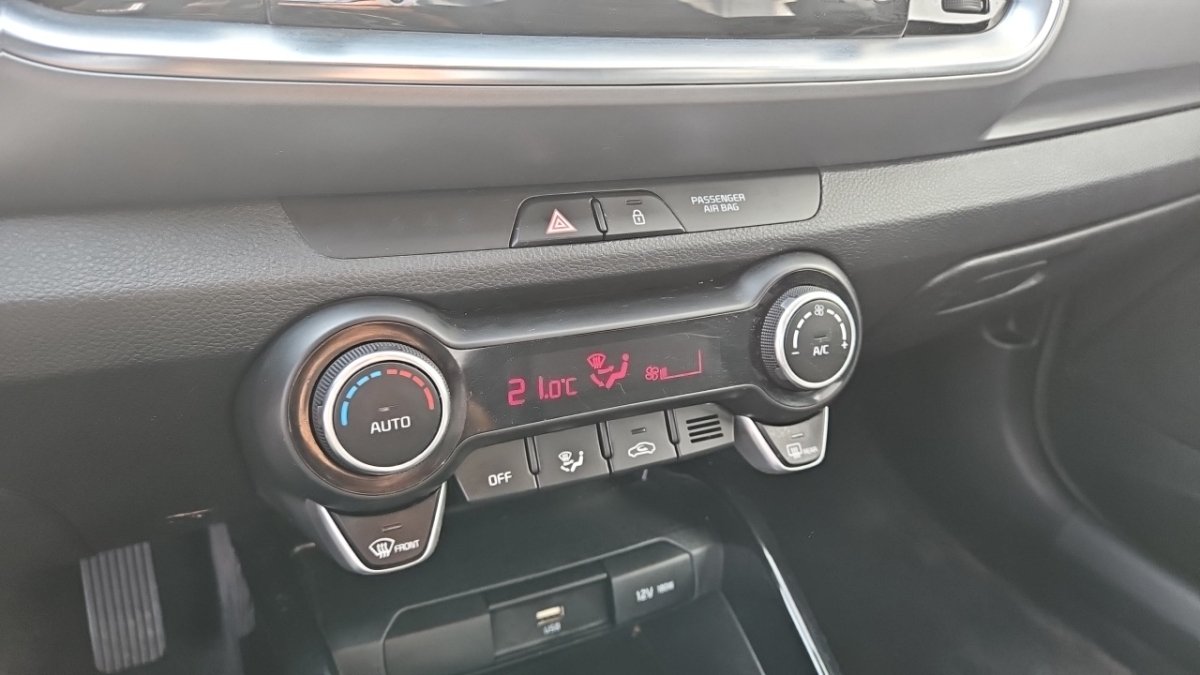Kia Stonic - Photo 27