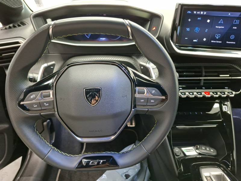Peugeot 208 - Photo 14