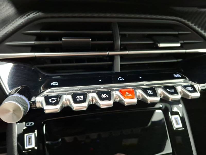 Peugeot 208 - Photo 27