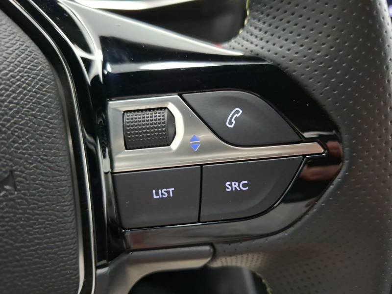 Peugeot 208 - Photo 28