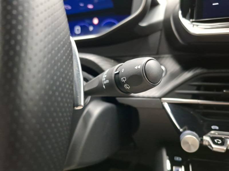 Peugeot 208 - Photo 31