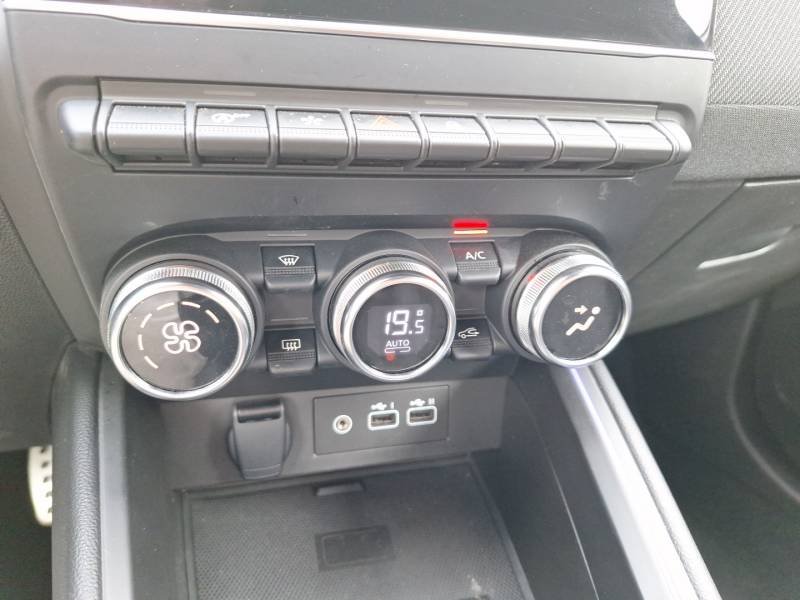 Renault Clio - Photo 31
