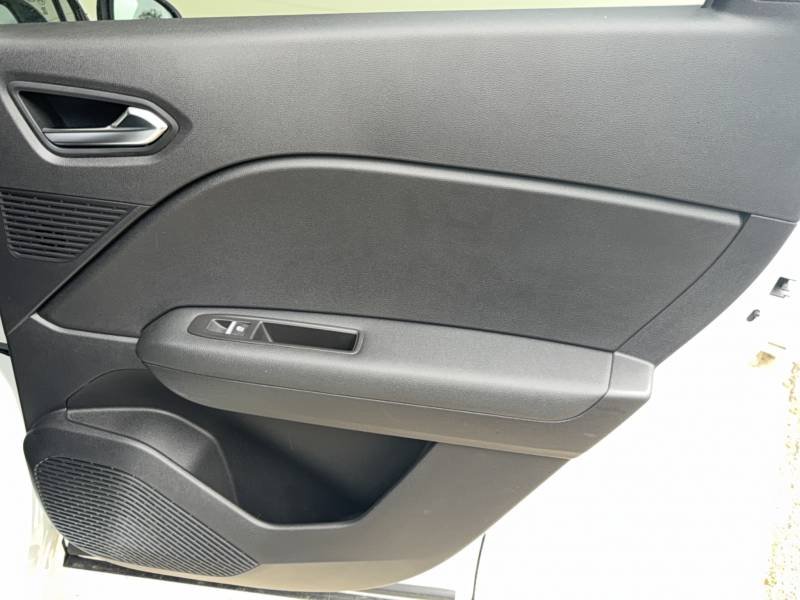 Renault Captur - Photo 11