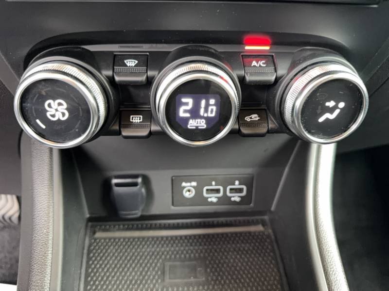 Renault Captur - Photo 23