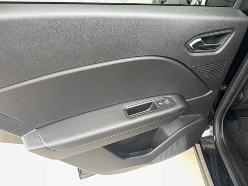 Renault Captur - Photo 14