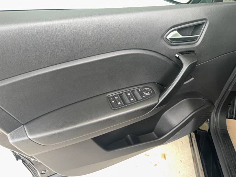 Renault Captur - Photo 17