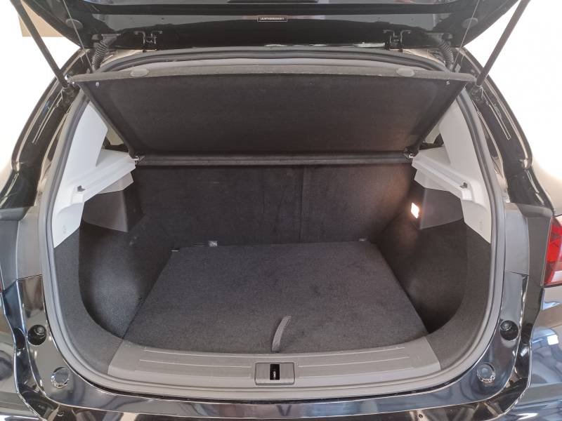 MG ZS - Photo 16