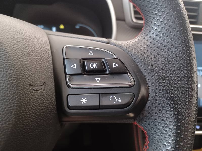 MG ZS - Photo 25