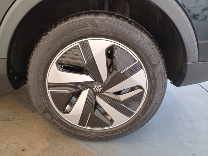 MG ZS - Photo 8