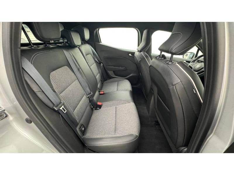 Renault Clio - Photo 16