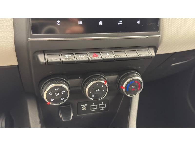 Renault Clio - Photo 27
