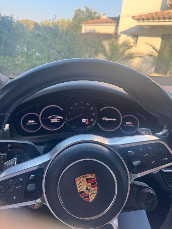 Porsche Cayenne - Photo 4