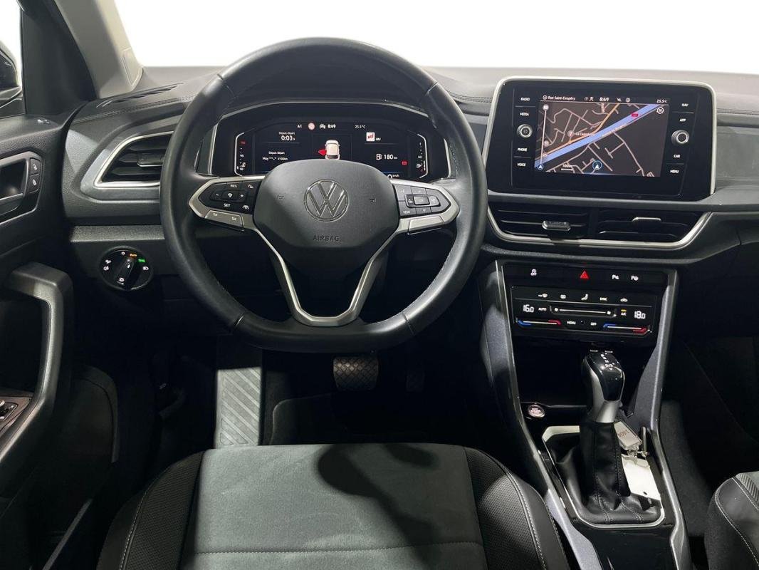 Volkswagen T-Roc - Photo 24