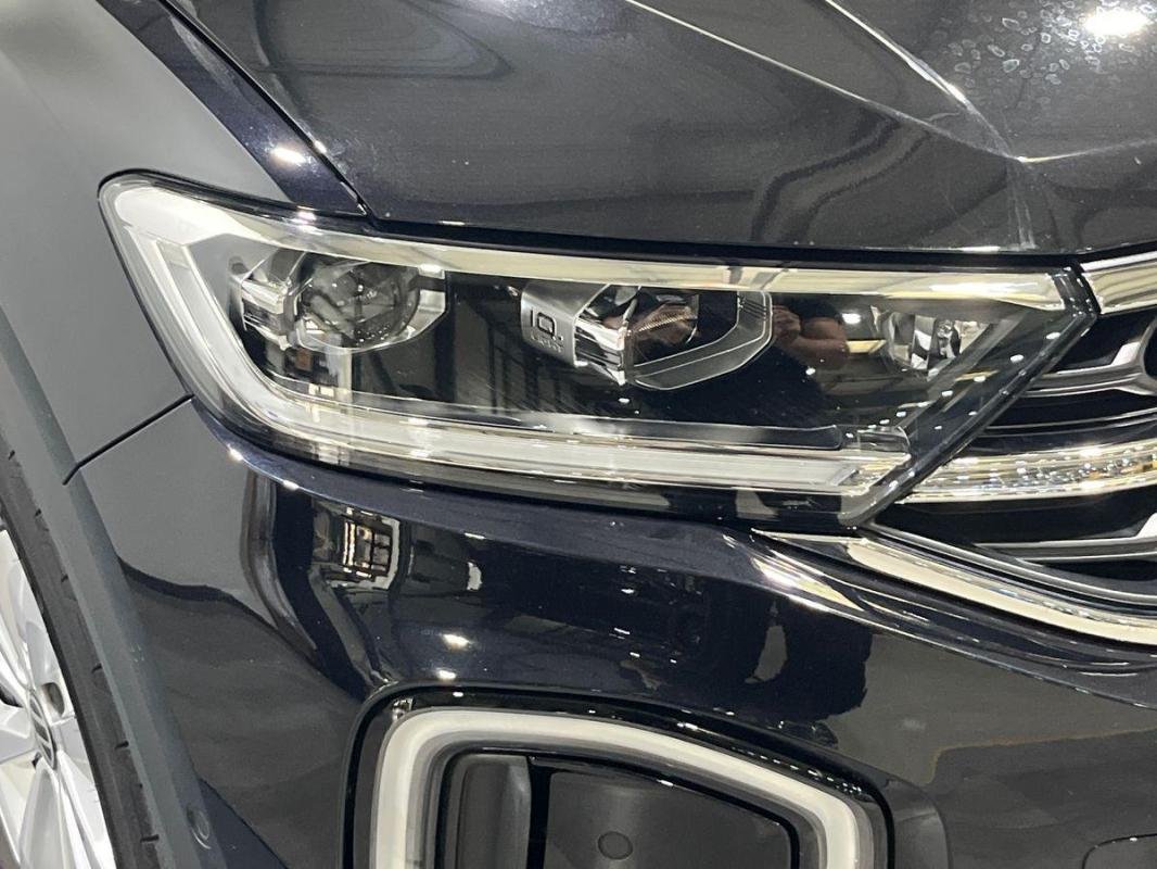 Volkswagen T-Roc - Photo 25