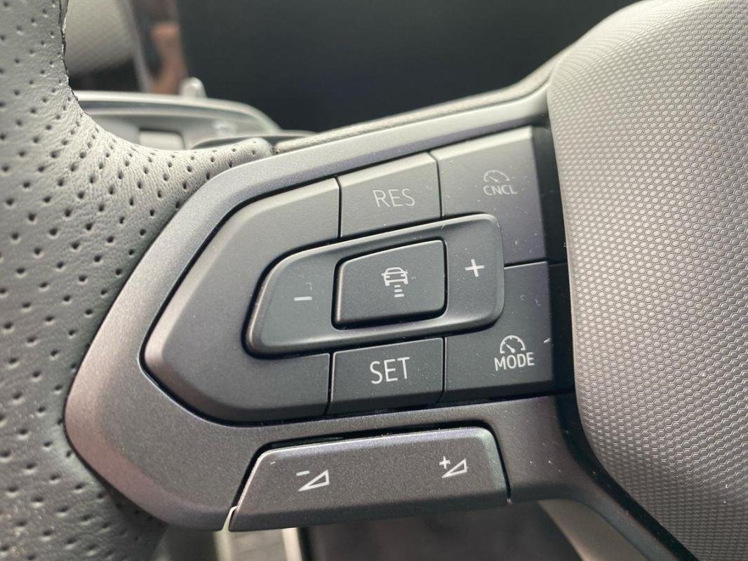 Volkswagen T-Roc - Photo 17