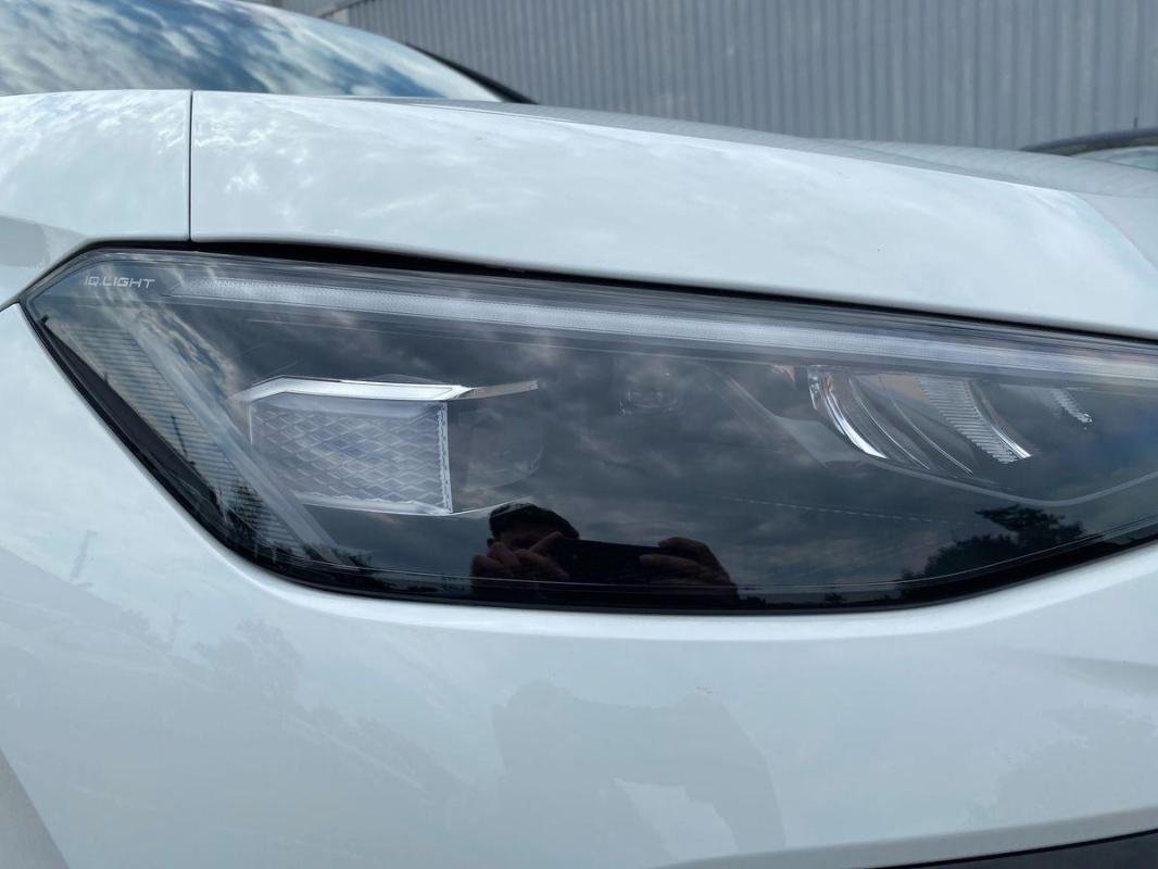 Volkswagen T-Roc - Photo 26