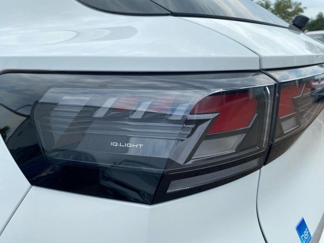 Volkswagen T-Roc - Photo 31