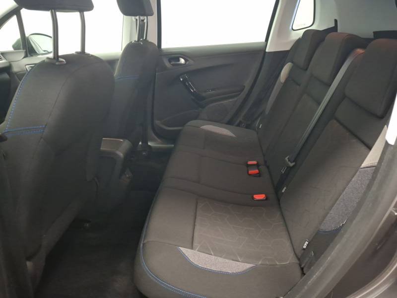 Peugeot 2008 - Photo 12