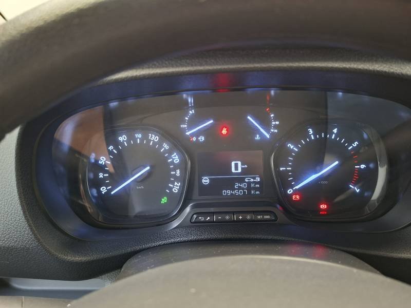 Peugeot Expert - Photo 19
