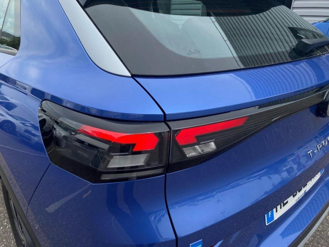 Volkswagen T-Roc - Photo 30