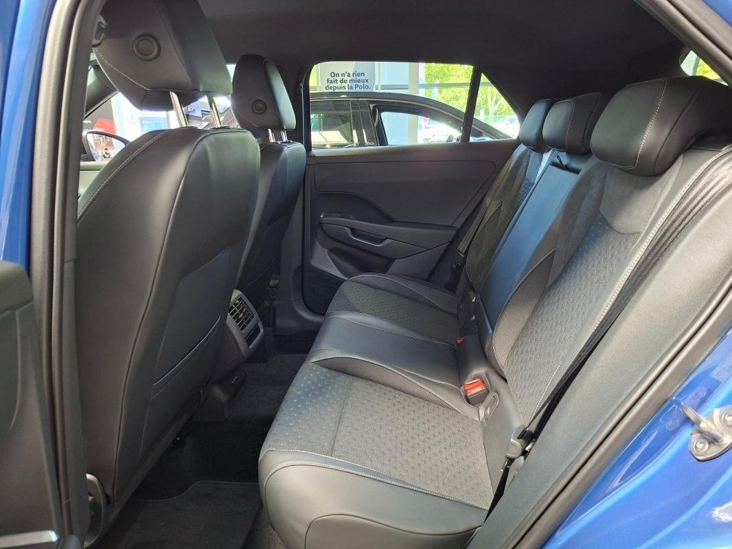 Volkswagen T-Roc - Photo 13