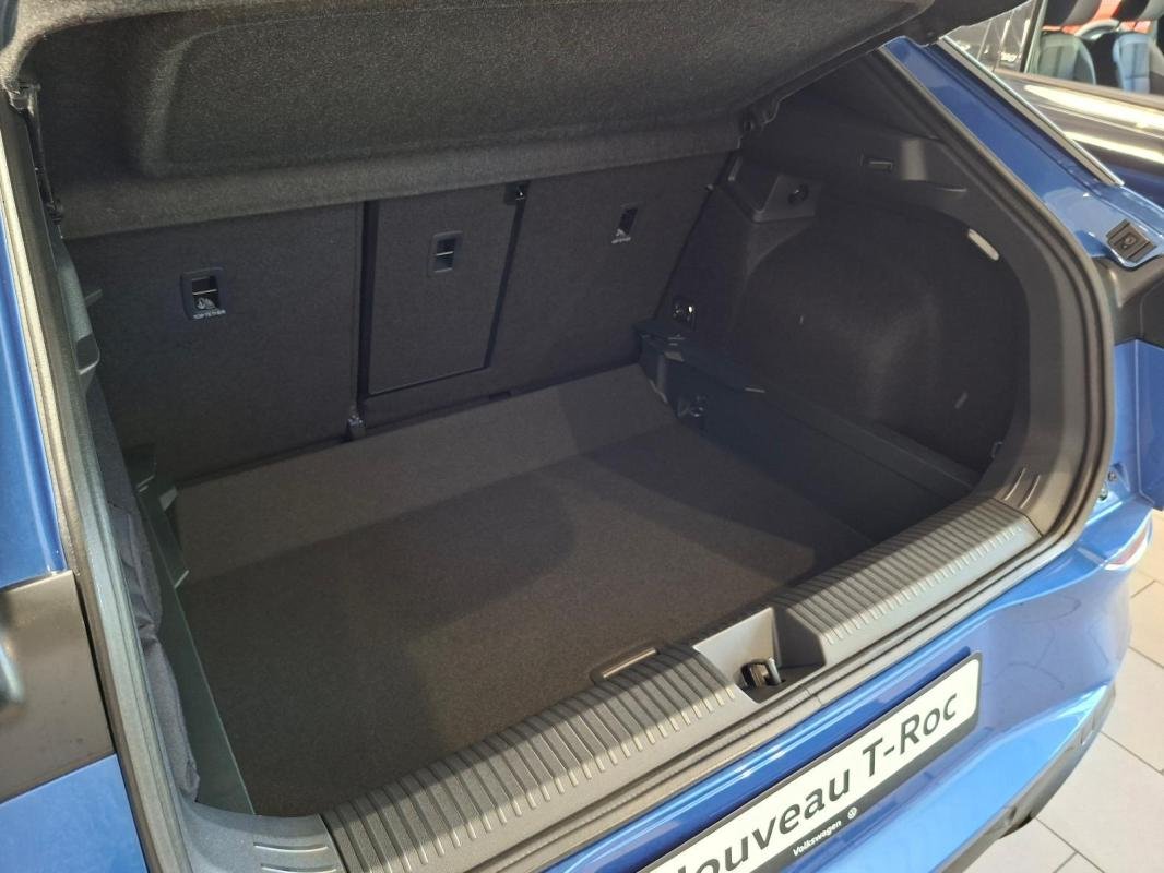 Volkswagen T-Roc - Photo 9