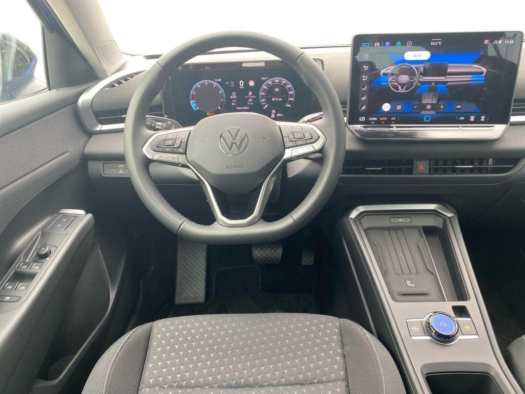 Volkswagen T-Roc - Photo 24