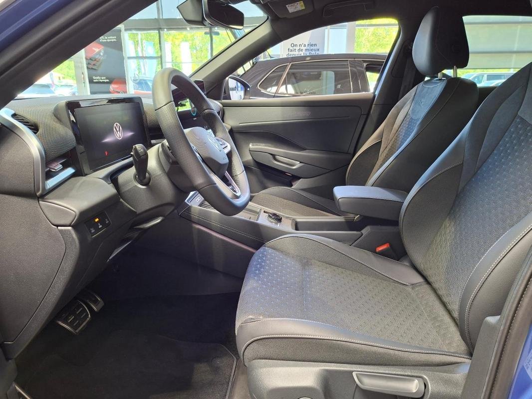 Volkswagen T-Roc - Photo 8