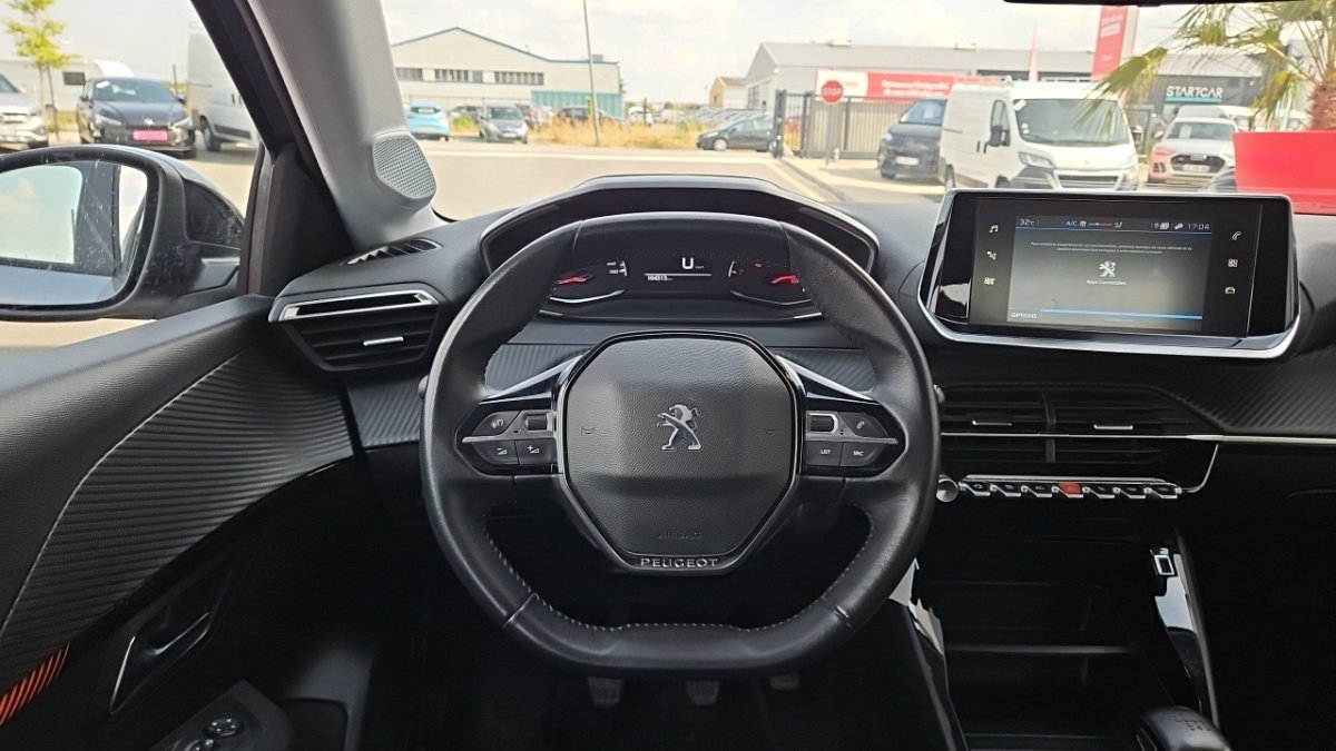 Peugeot 208 - Photo 16