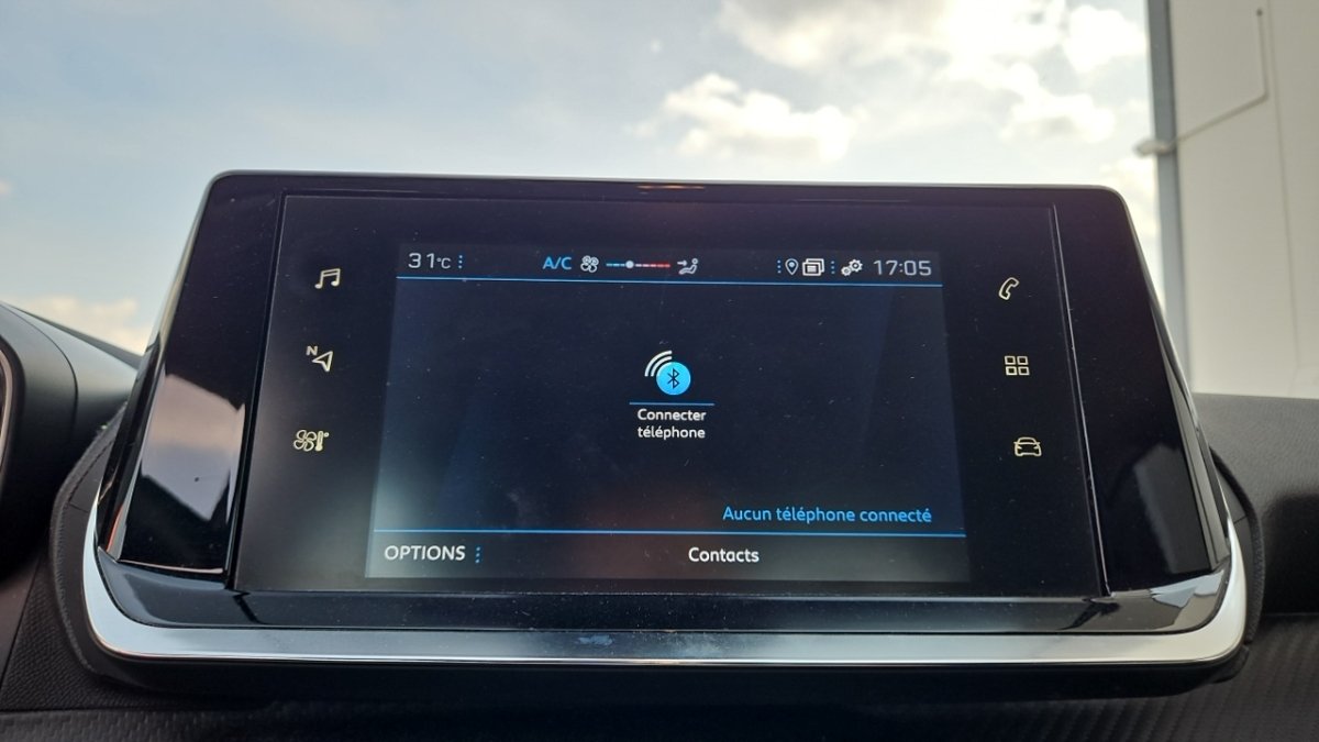 Peugeot 208 - Photo 18