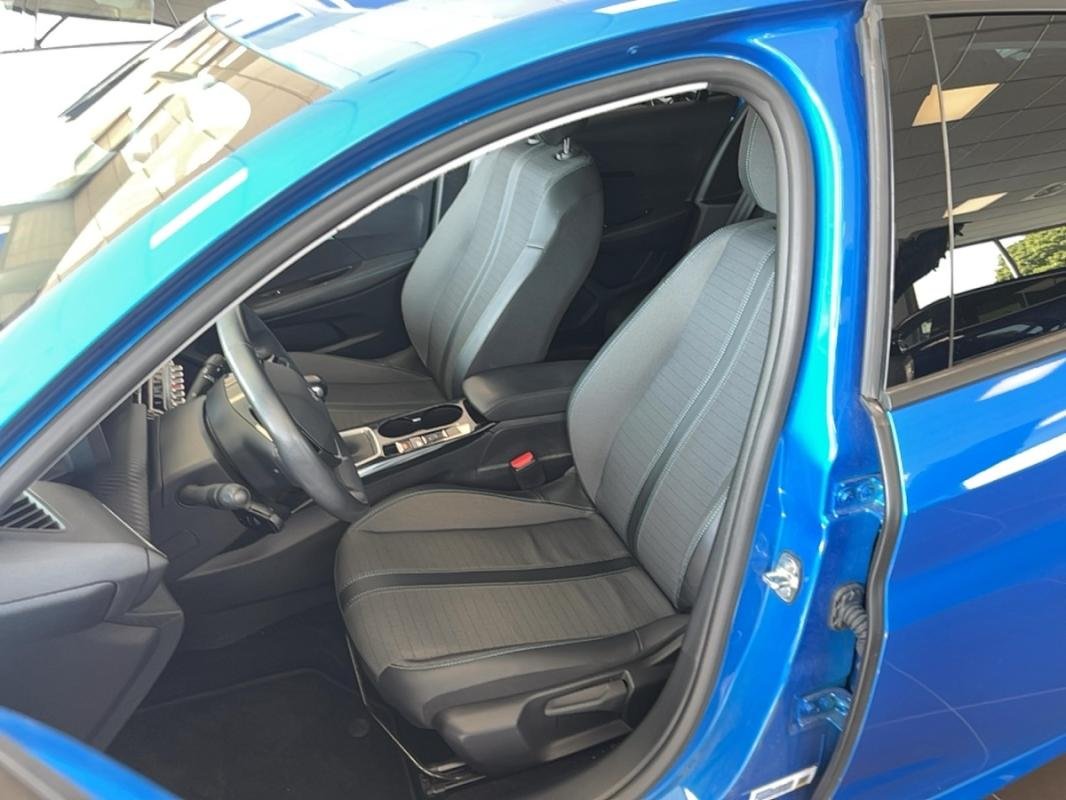 Peugeot 208 - Photo 11